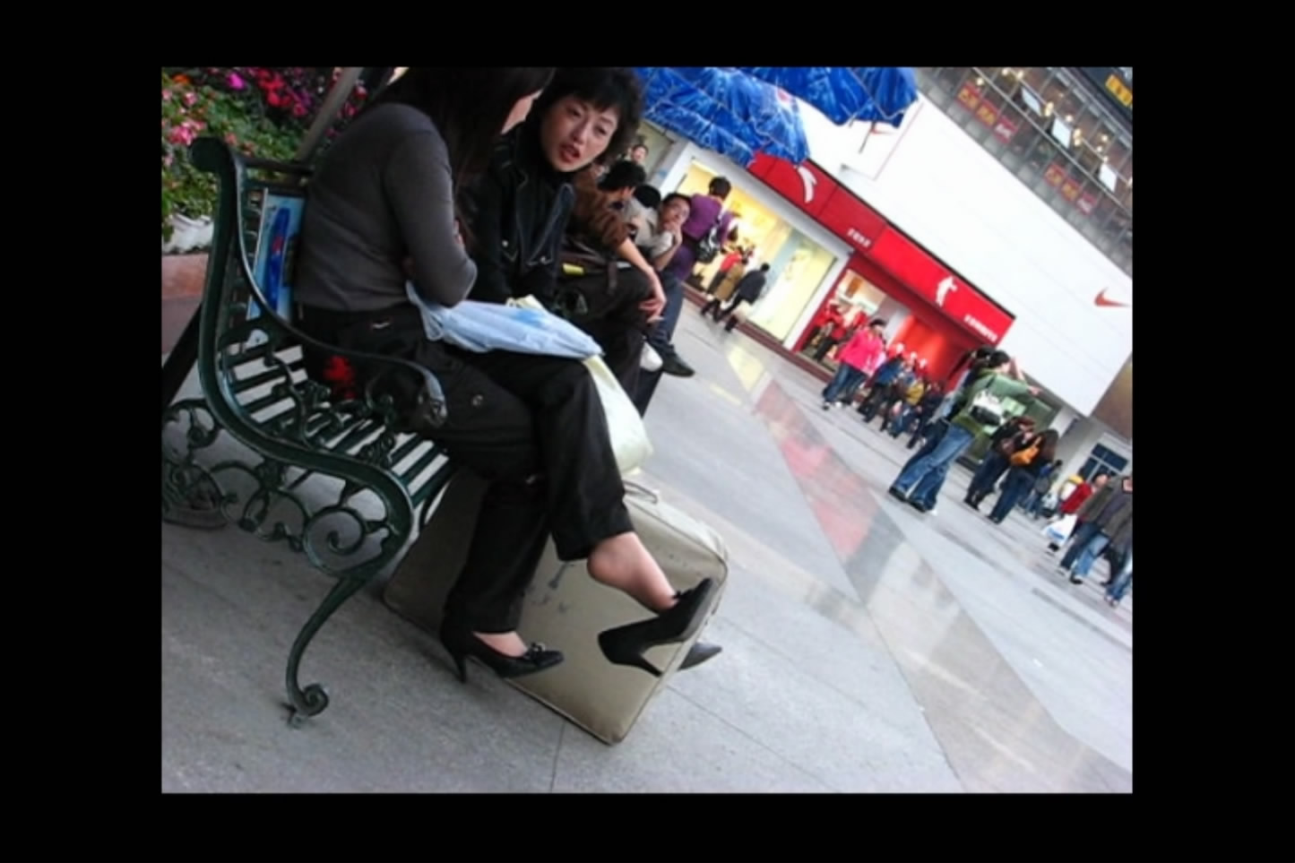 streetsnapdangl[00 00 34][20181128 234456 2]